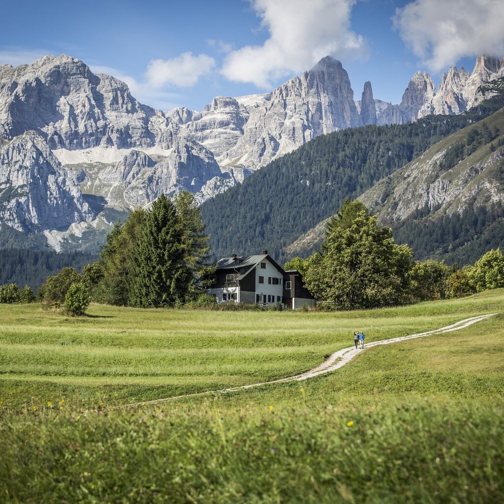 A holiday in Andalo in the Paganella: mountains, cycling and family fun