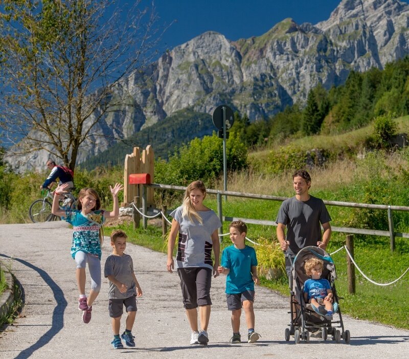 Passeggiata dal laghetto di Andalo a località Priori