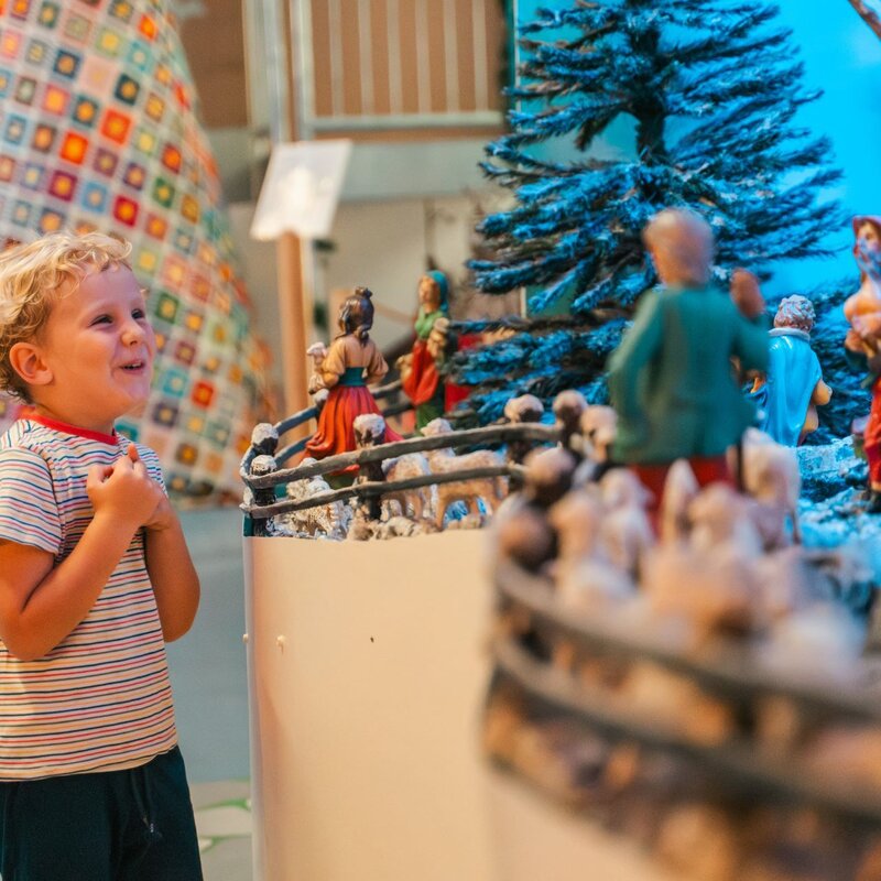 Nativity scenes and miniatures museum